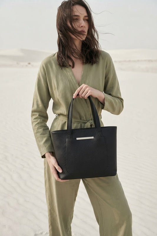 NORELLE AURA LUXE TOTE BAG