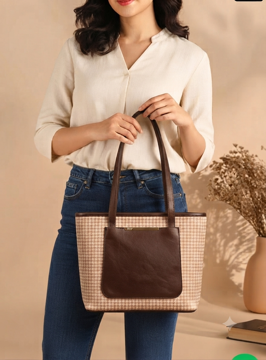 AURA LUXE TOTE BAG_COFFEE BRWON