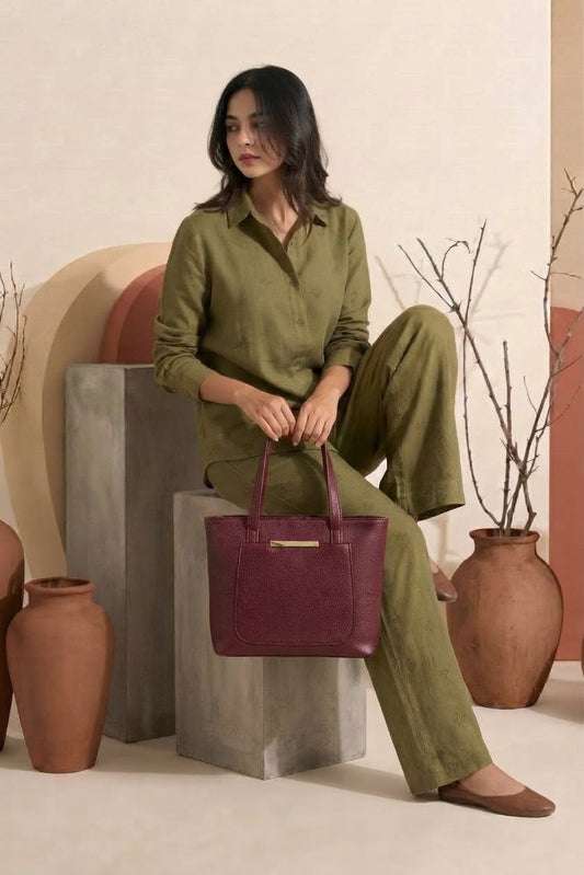 BURGUNDY ELAN CARRY TOTE  BAG